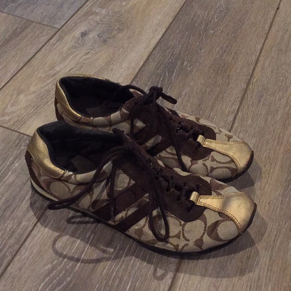 Women’s coach shoes size 6 - Picture 1 of 2